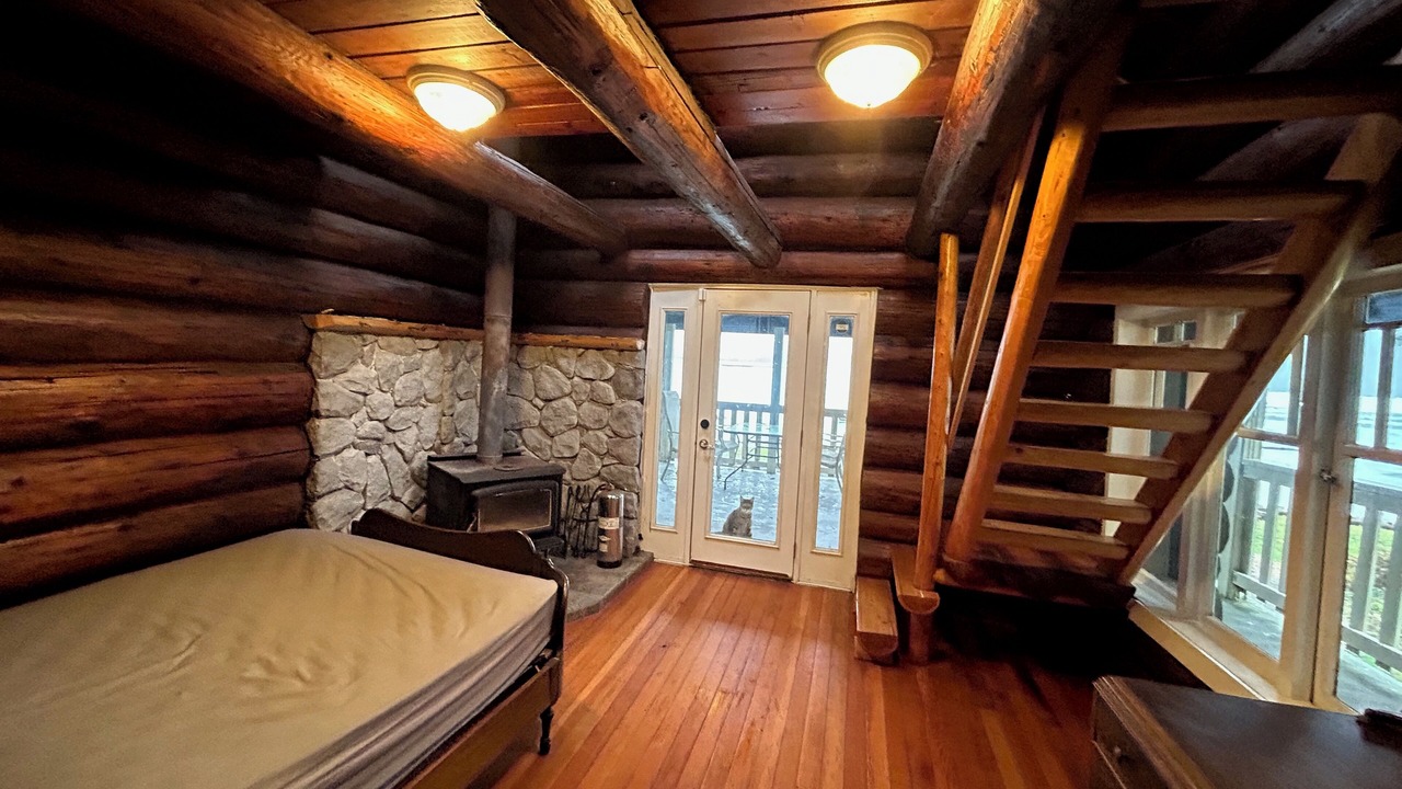 Photo of Bedroom in Burke Mountain
