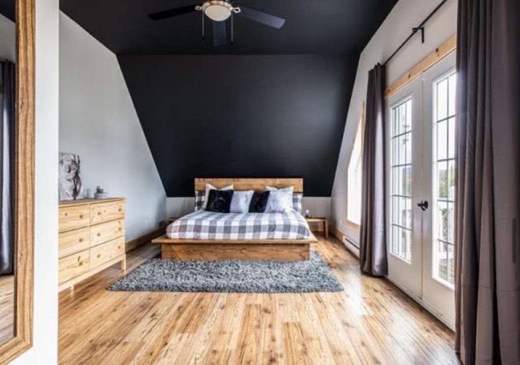 Photo of Bedroom in Mont-Tremblant