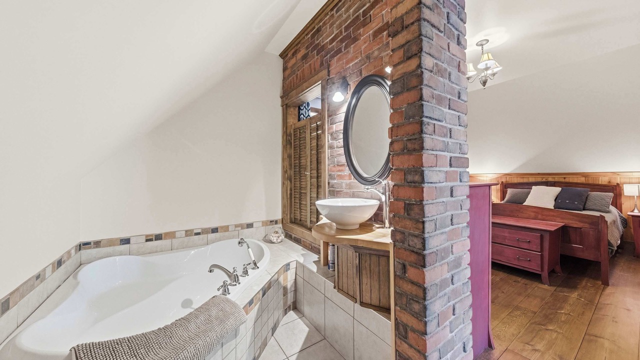 Photo of Bathroom in Notre-Dame-Auxiliatrice-de-Buckland