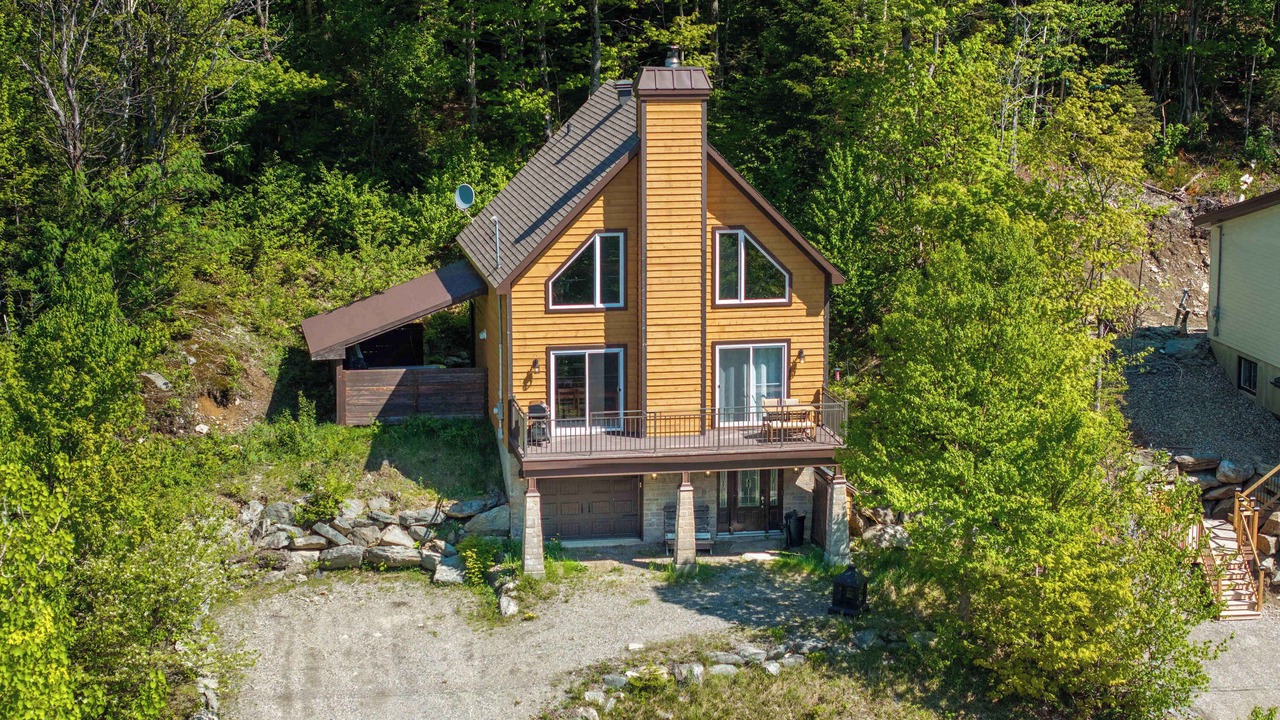 Photo of Outdoor in Notre-Dame-Auxiliatrice-de-Buckland