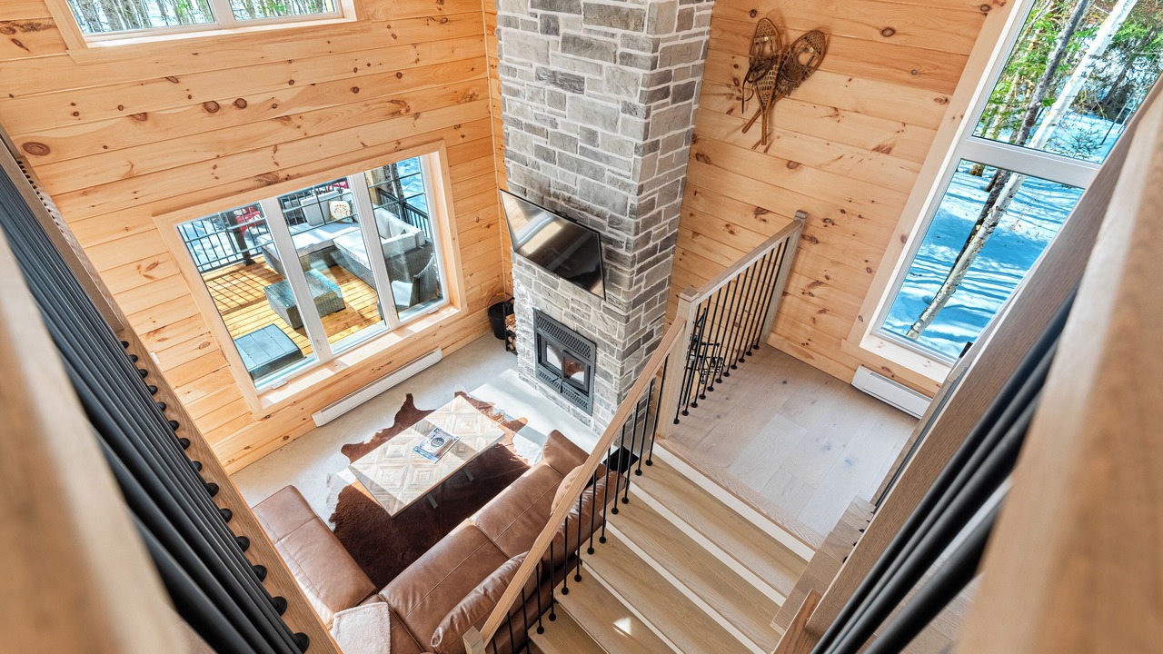 Photo of Livingroom in Amherst