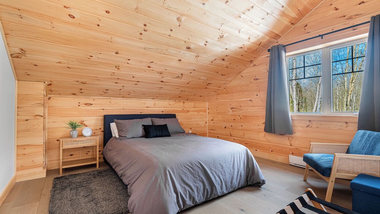 Photo of Bedroom in Amherst