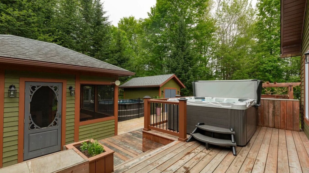 Photo of Patio Balcony in Saint-Faustin-Lac-Carre