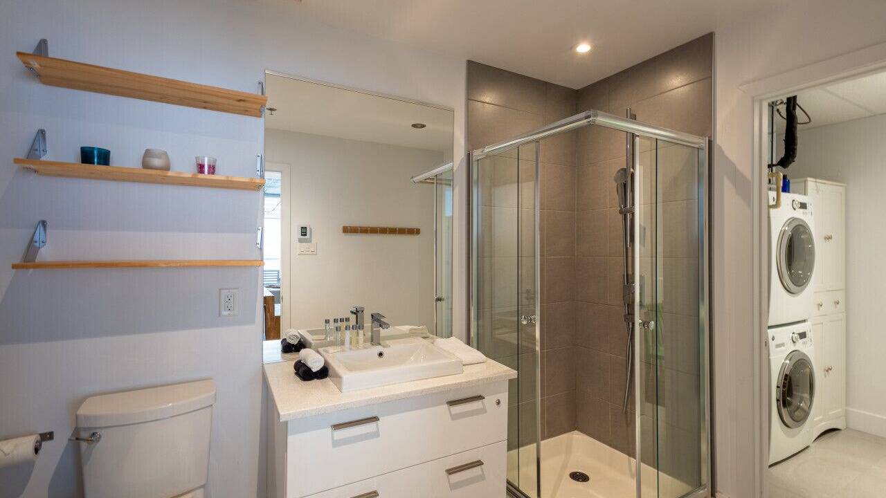 Photo of Bathroom in Saint-Jean-Baptiste