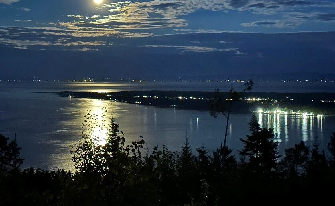 Photo of Others in Grosse-Ile