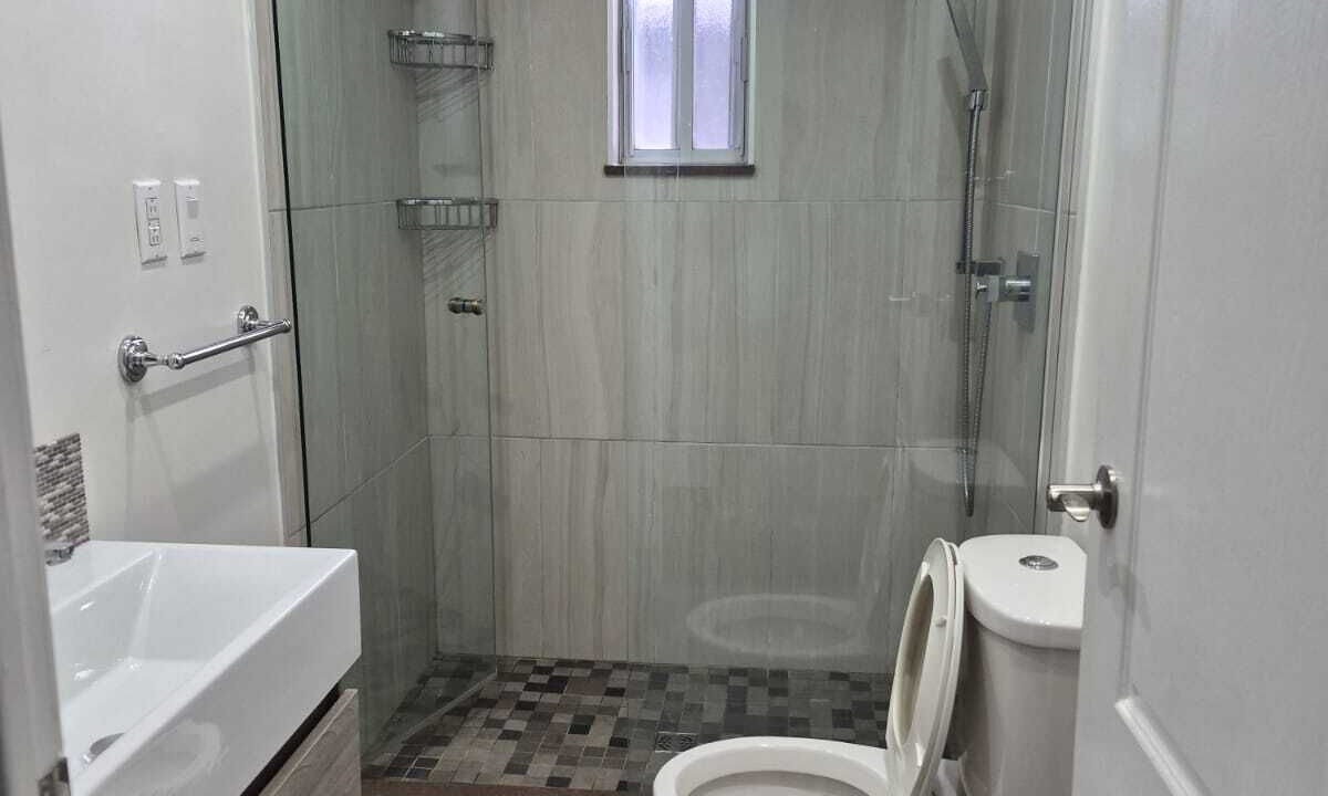 Photo of Bathroom in Saint-Laurent