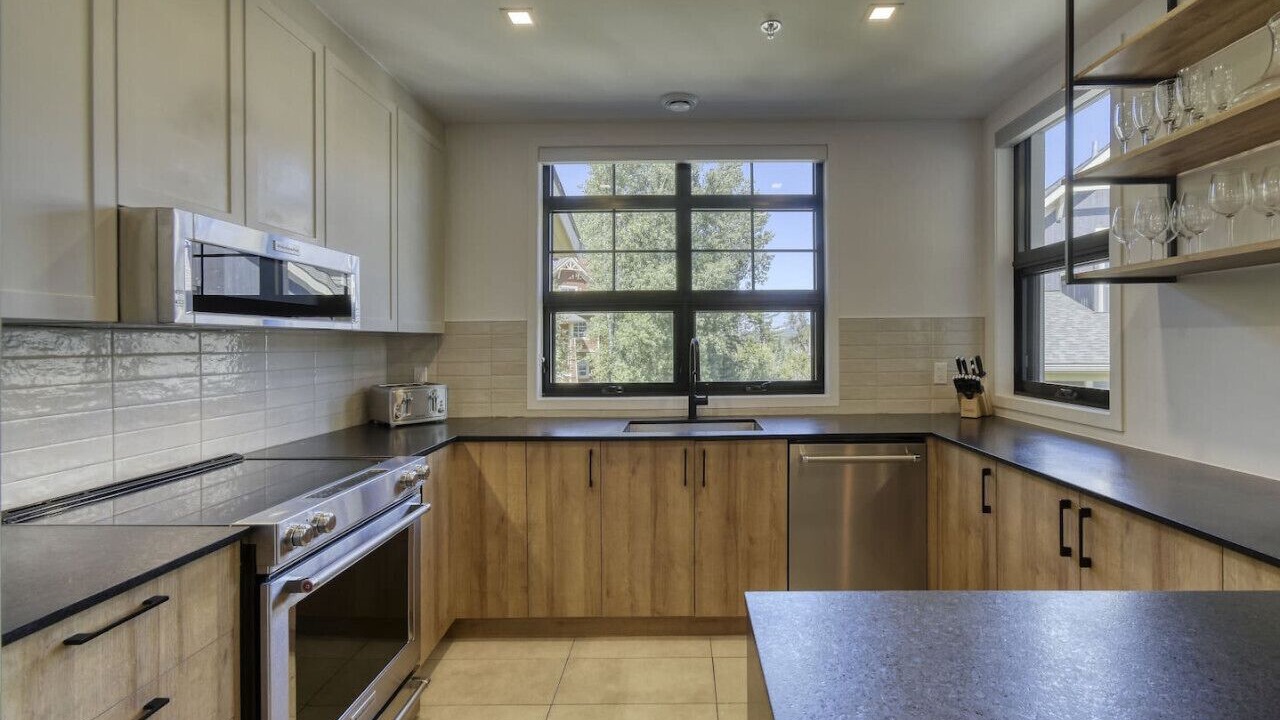 Photo of Kitchen in Tremblant-Les-Eaux