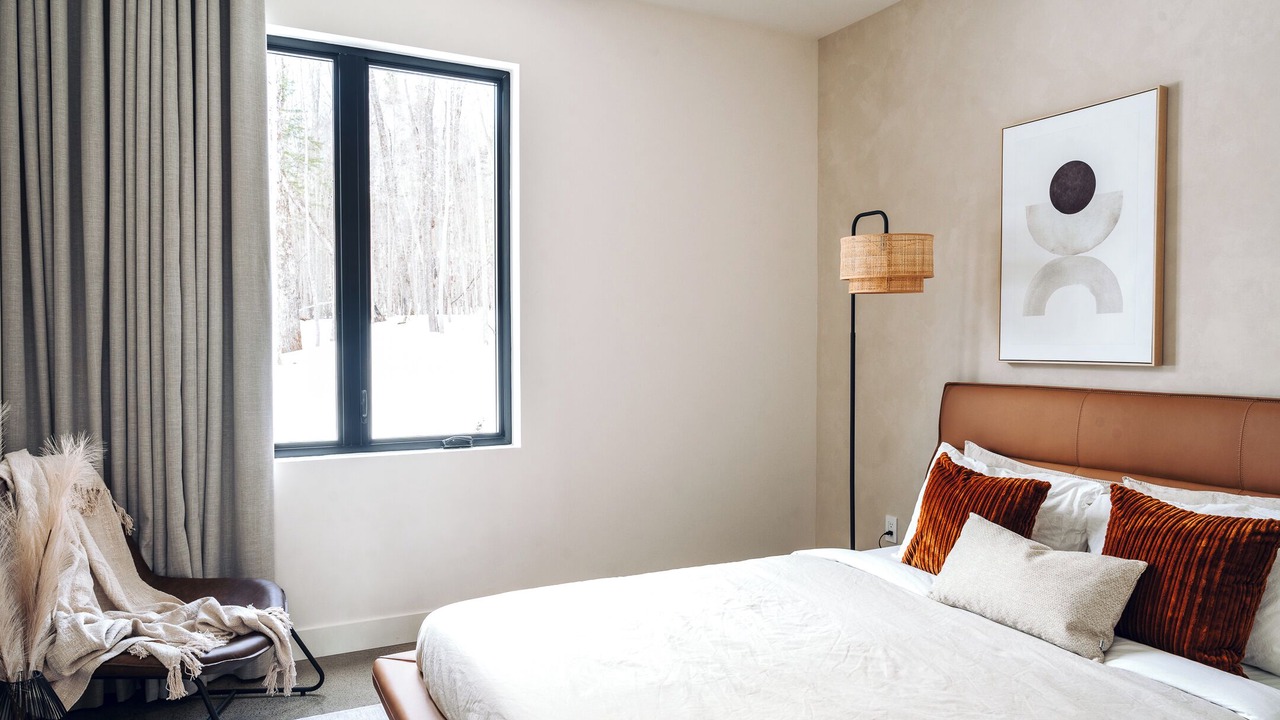 Photo of Bedroom in Val-des-Lacs