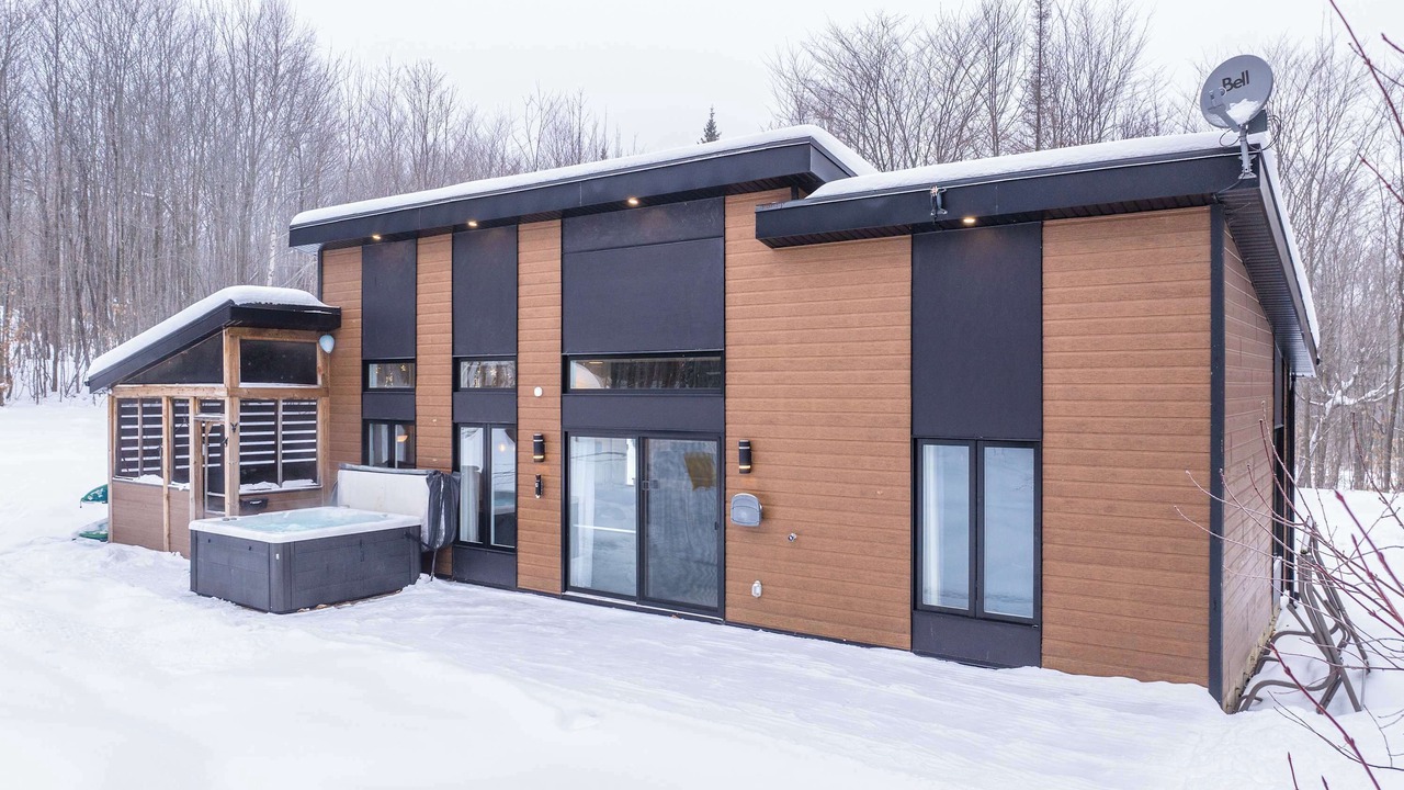 Photo of Outdoor in Chertsey