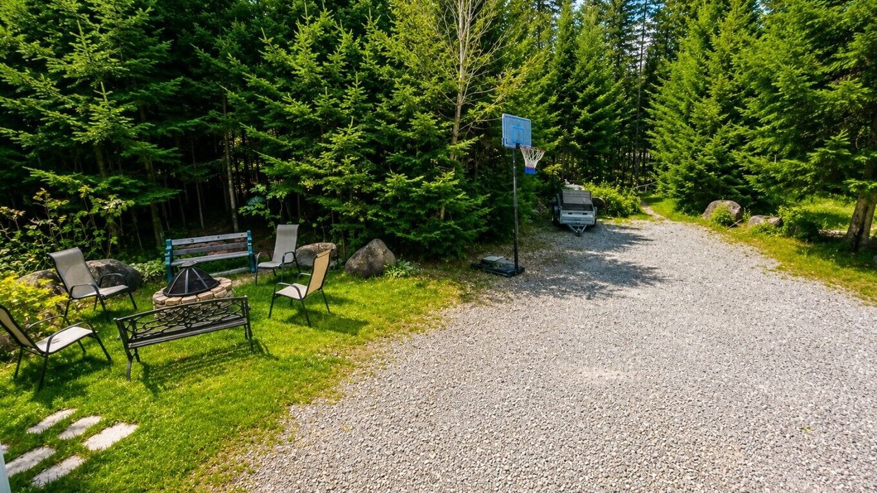 Photo of Outdoor in Val-des-Lacs