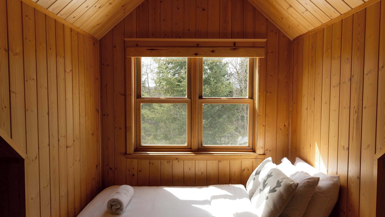 Photo of Bedroom in Fiddler Lake Resort