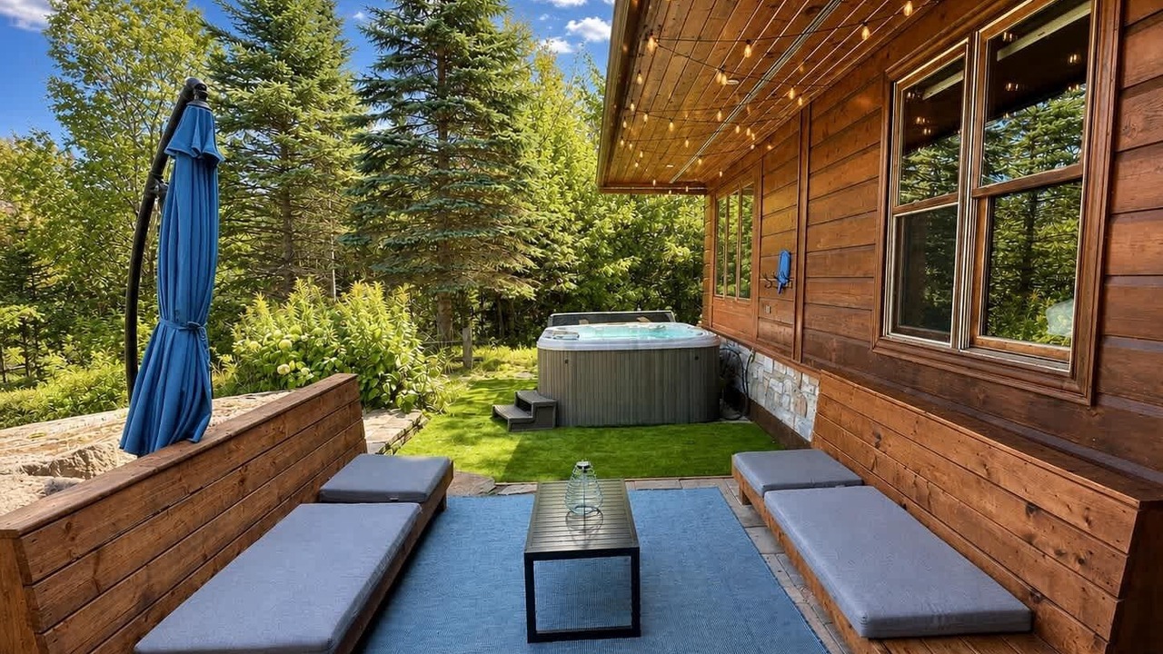 Photo of Patio Balcony in St-Adolphe-d'Howard