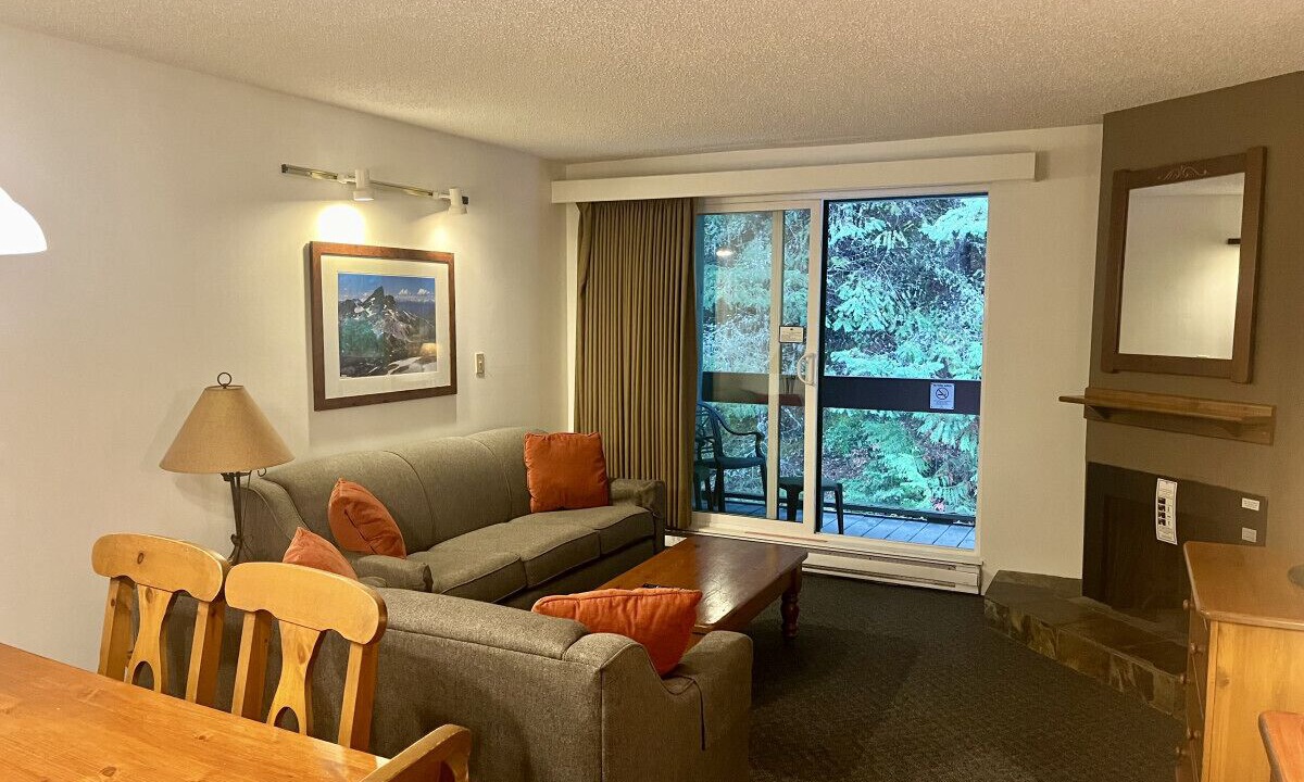Photo of Livingroom in Whistler Village