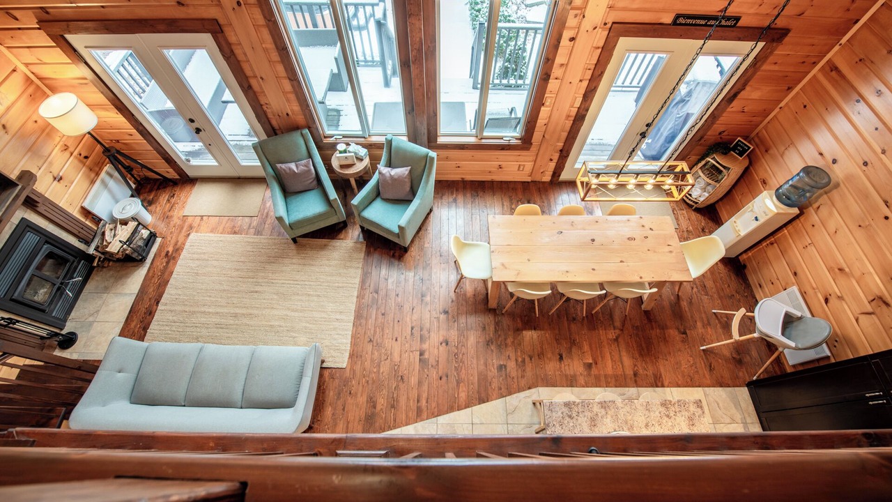 Photo of Livingroom in Chertsey