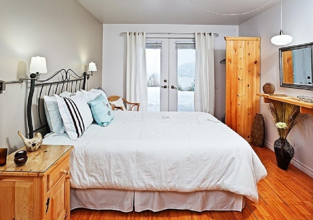 Photo of Bedroom in Baie-St-Paul