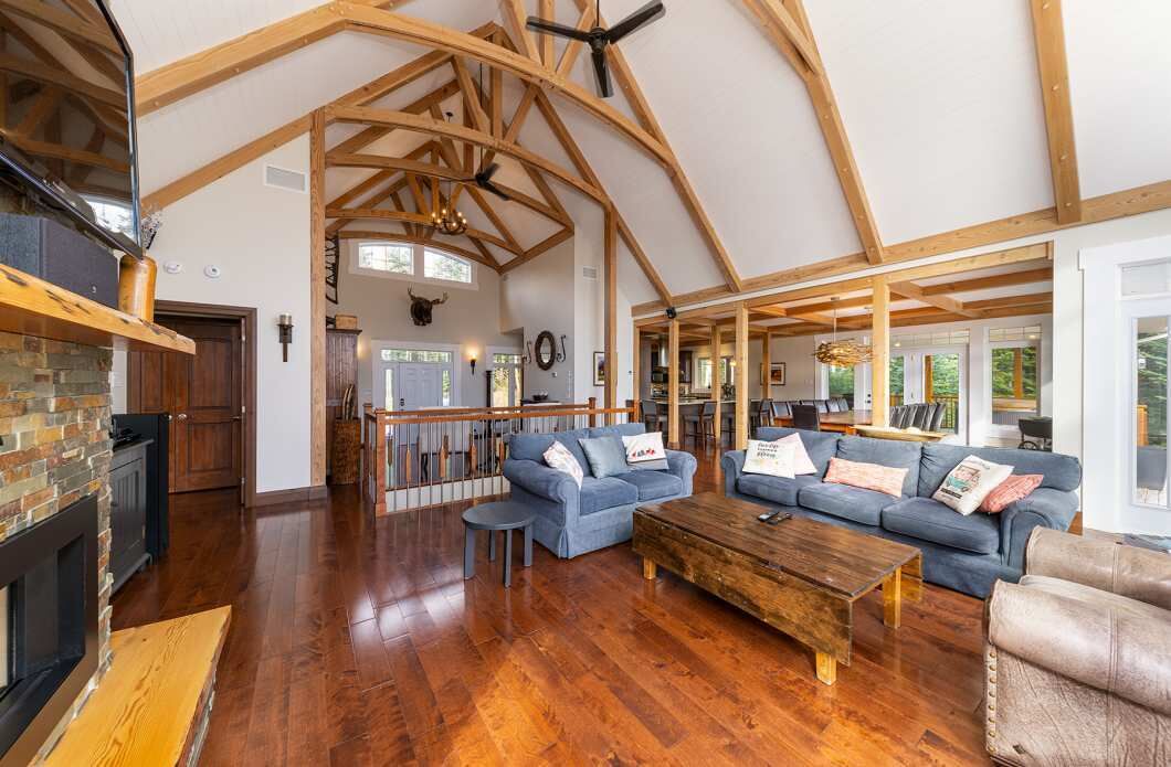 Photo of Livingroom in Petite-Riviere-Saint-Francois