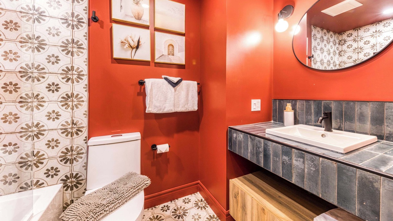 Photo of Bathroom in Vieux-Quebec-Cap-Blanc-colline Parlementaire
