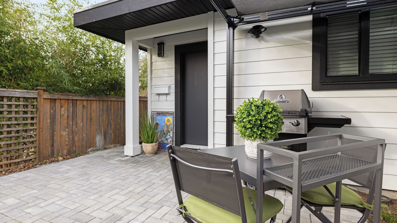 Photo of Outdoor in Saanich East