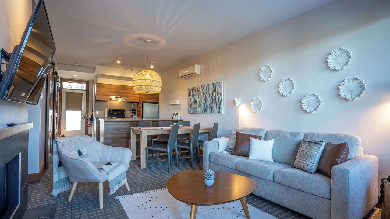 Photo of Livingroom in Lac Superieur Village