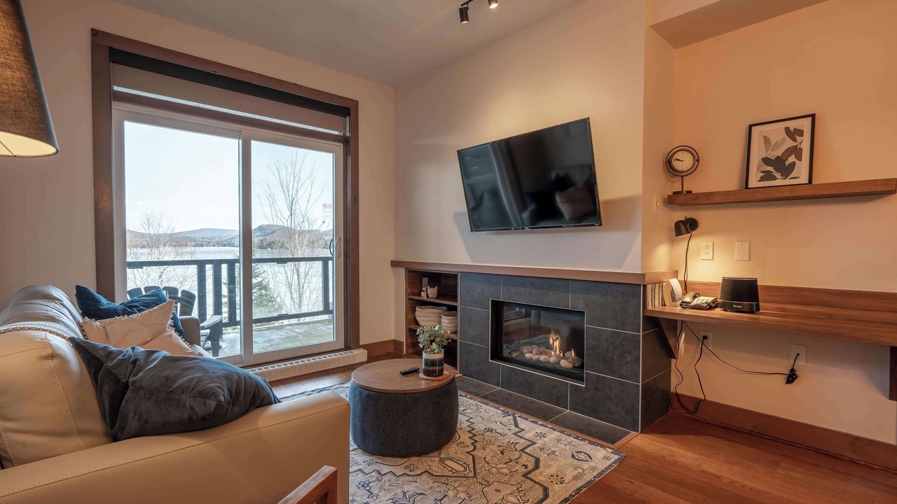 Photo of Livingroom in Lac Superieur Village