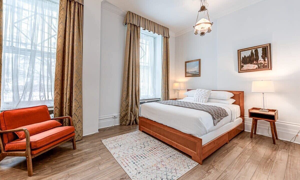 Photo of Bedroom in Vieux-Quebec-Cap-Blanc-colline Parlementaire