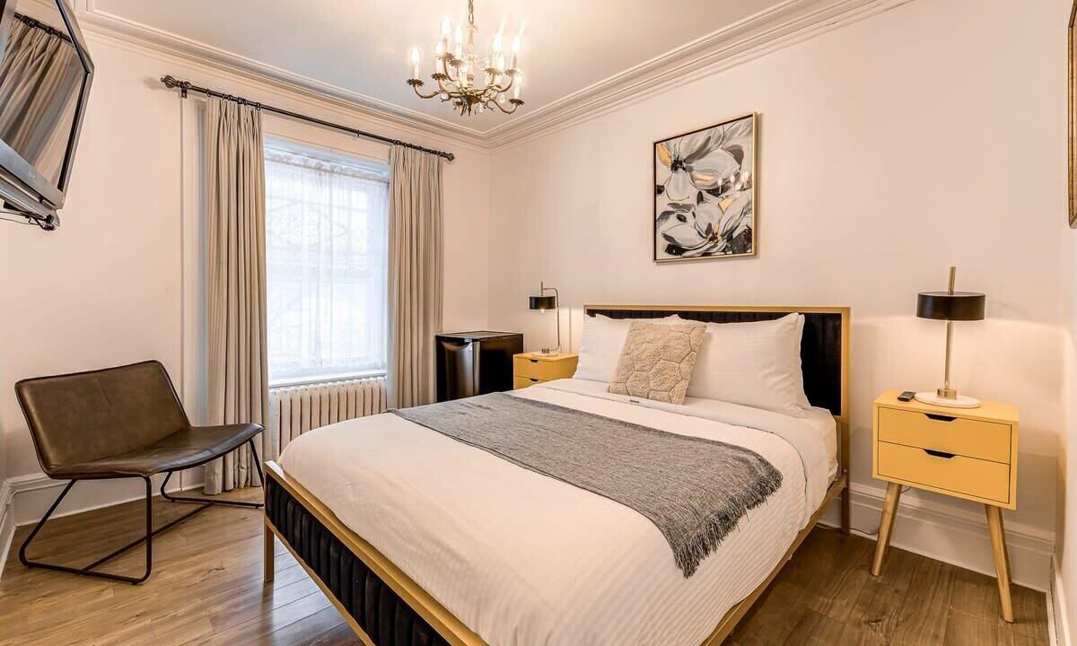 Photo of Bedroom in Vieux-Quebec-Cap-Blanc-colline Parlementaire