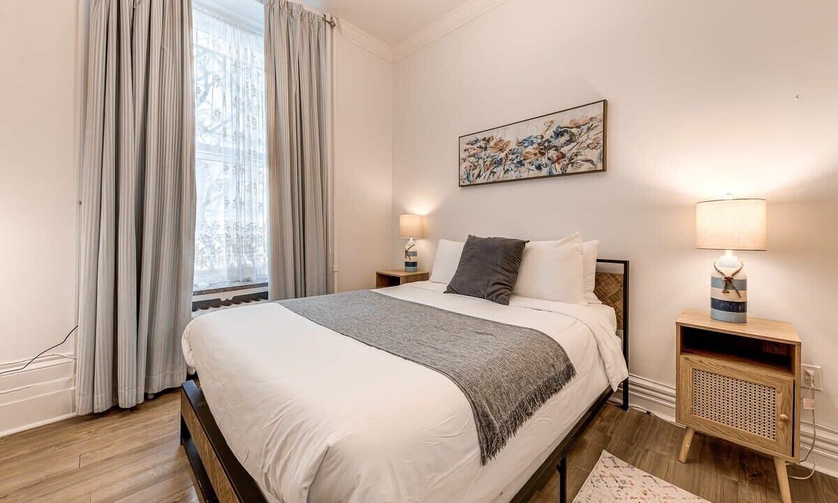 Photo of Bedroom in Vieux-Quebec-Cap-Blanc-colline Parlementaire