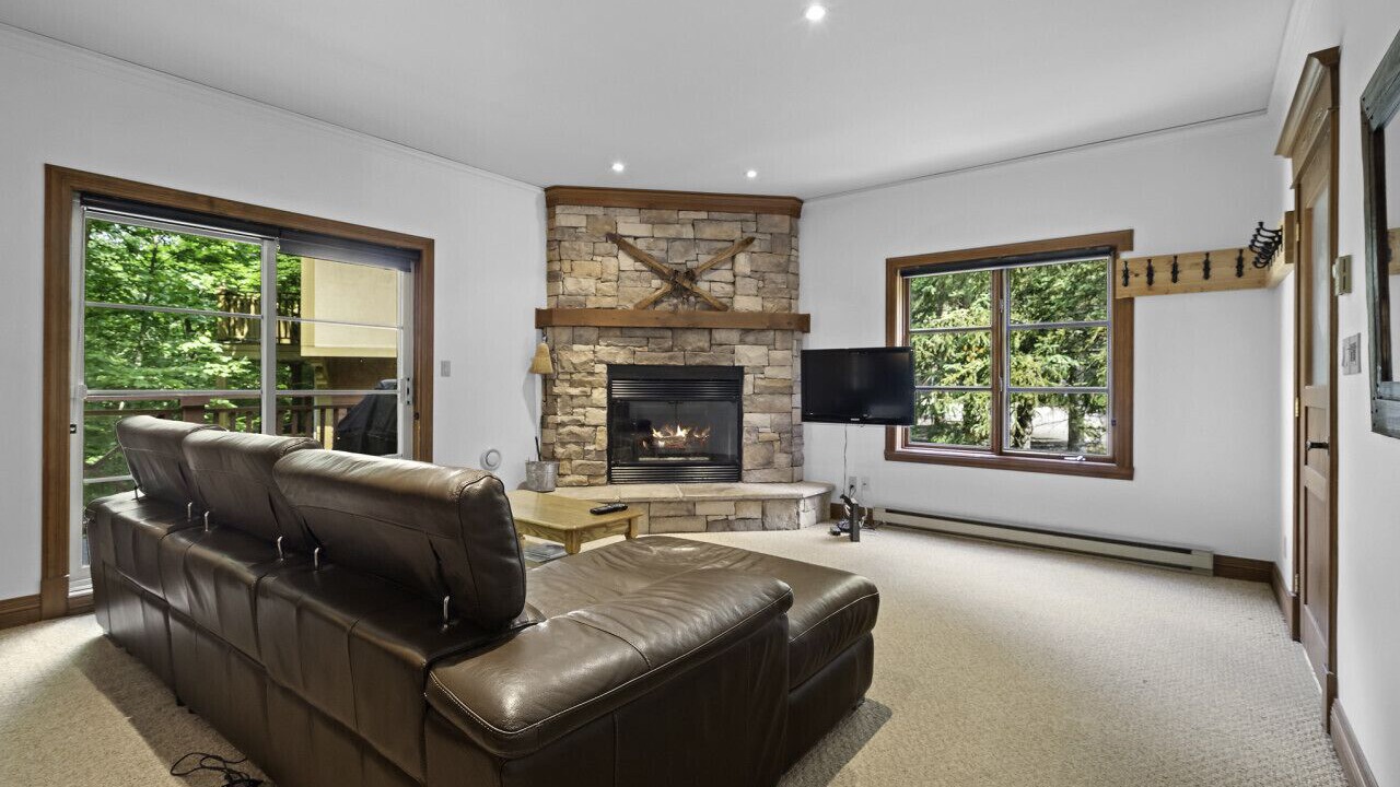 Photo of Livingroom in Mont-Tremblant