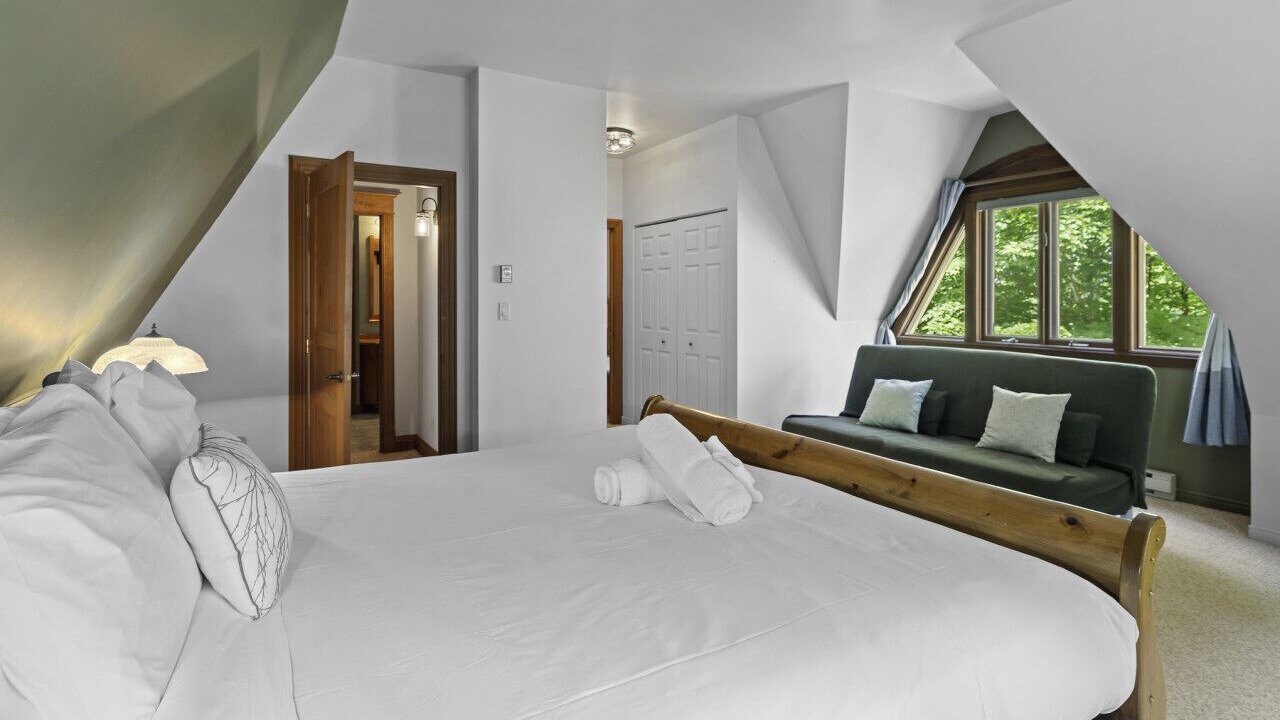 Photo of Bedroom in Mont-Tremblant