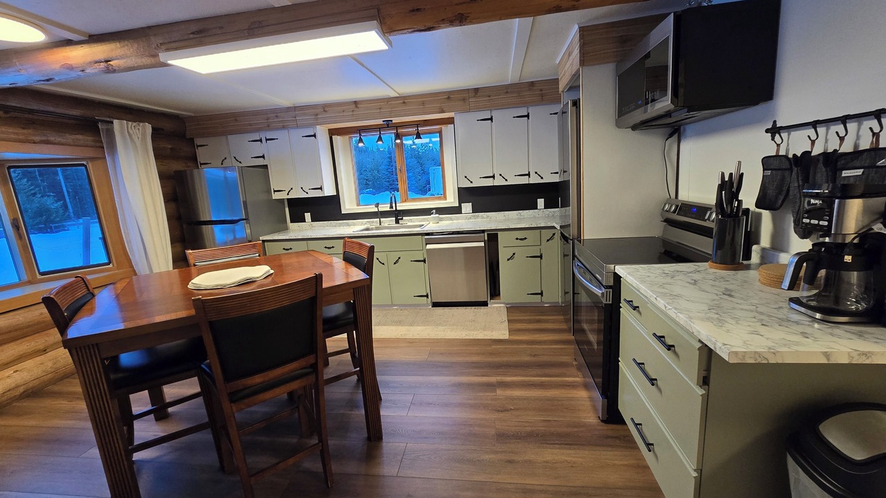 Photo of Kitchen in Telkwa