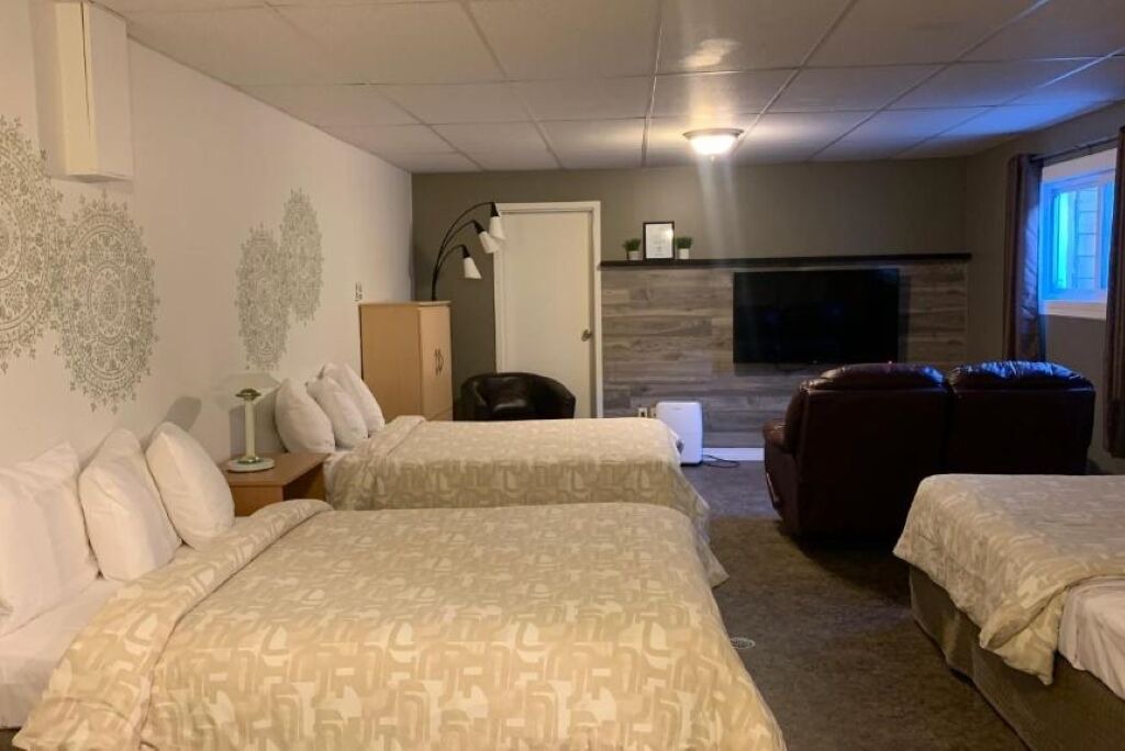 Photo of Bedroom in Baie-St-Paul
