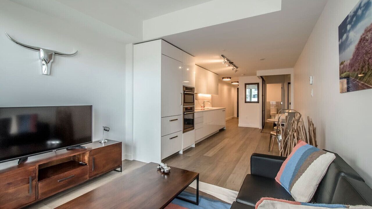 Photo of Livingroom in Downtown Halifax