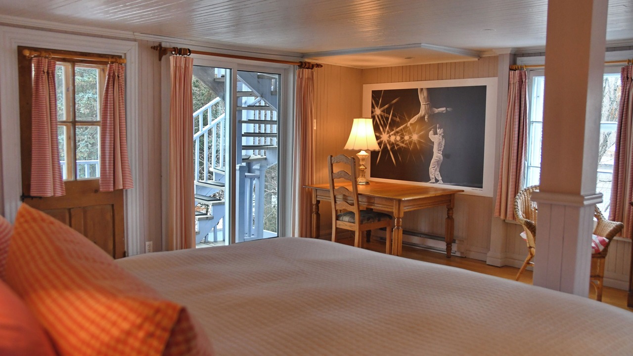 Photo of Bedroom in Baie-St-Paul