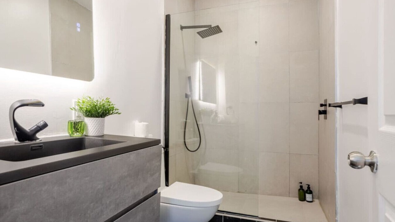 Photo of Bathroom in Shaughnessy Village