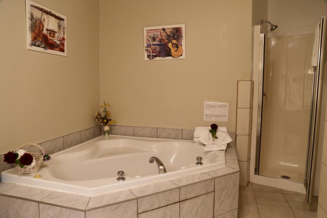 Photo of Others in Montebello