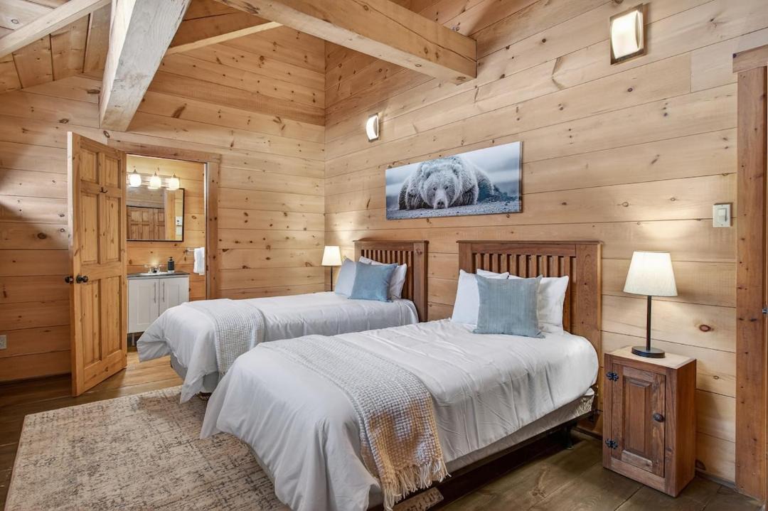 Photo of Bedroom in Val-des-Lacs