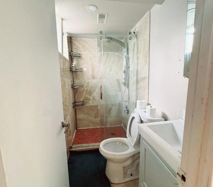 Photo of Bathroom in Brossard