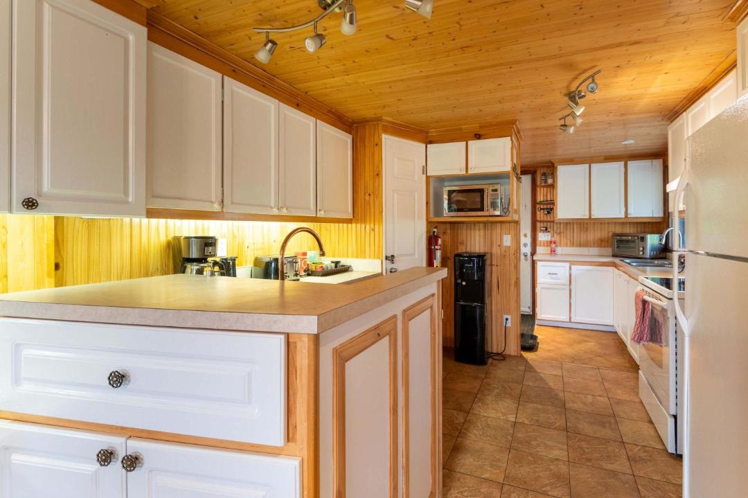 Photo of Kitchen in Chertsey