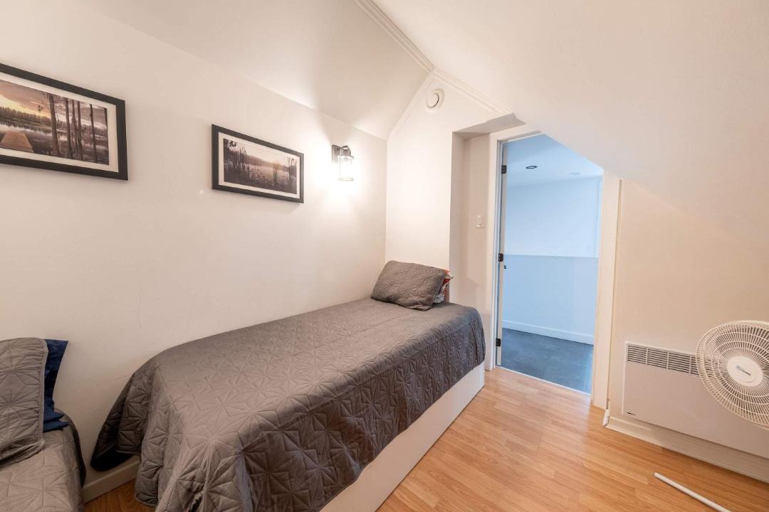 Photo of Bedroom in Disraeli
