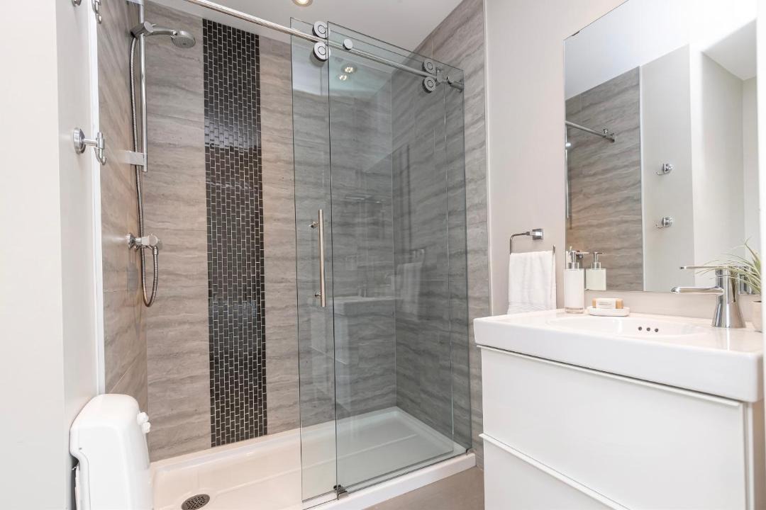 Photo of Others in Paine-Sec