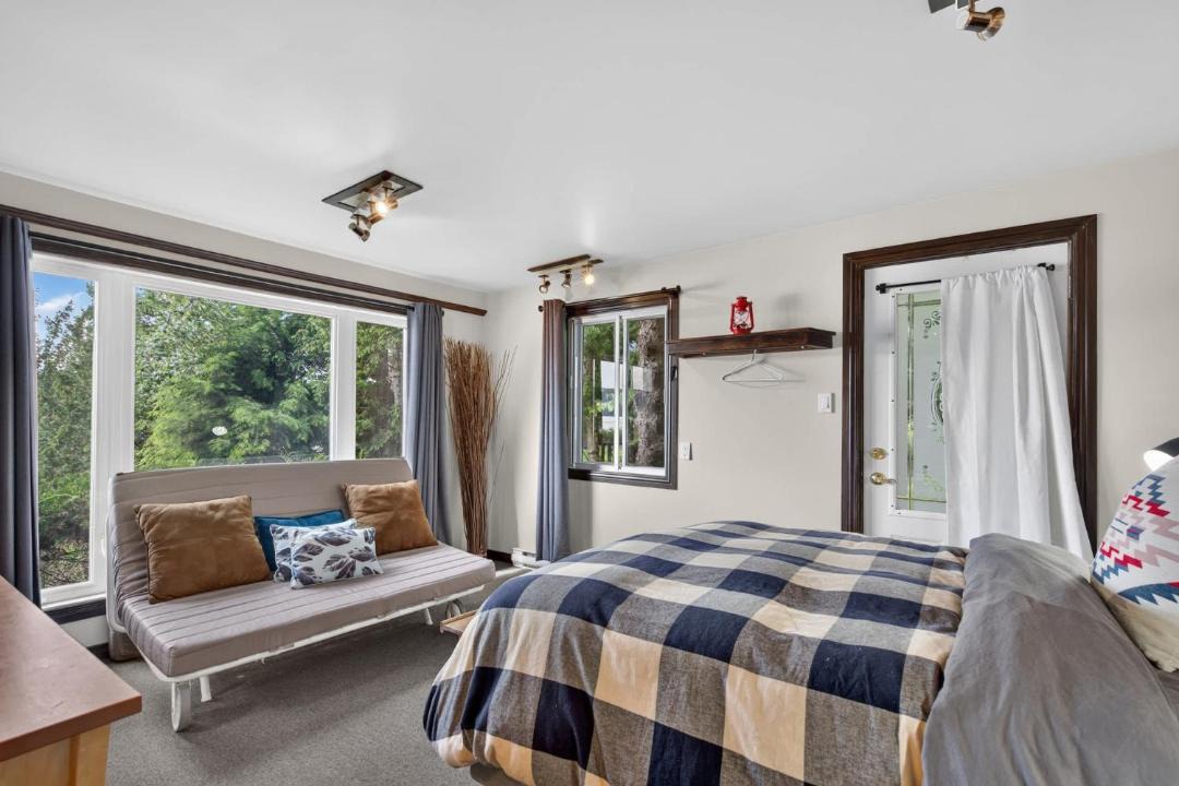 Photo of Others in Amherst