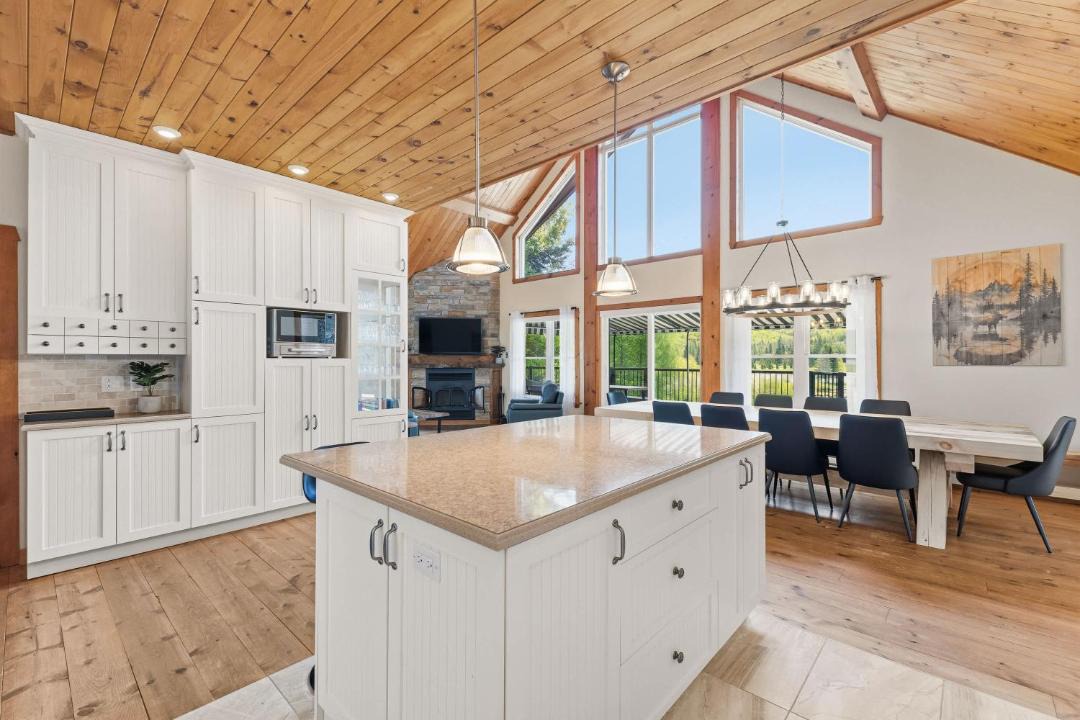 Photo of Kitchen in Saint-Faustin-Lac-Carre
