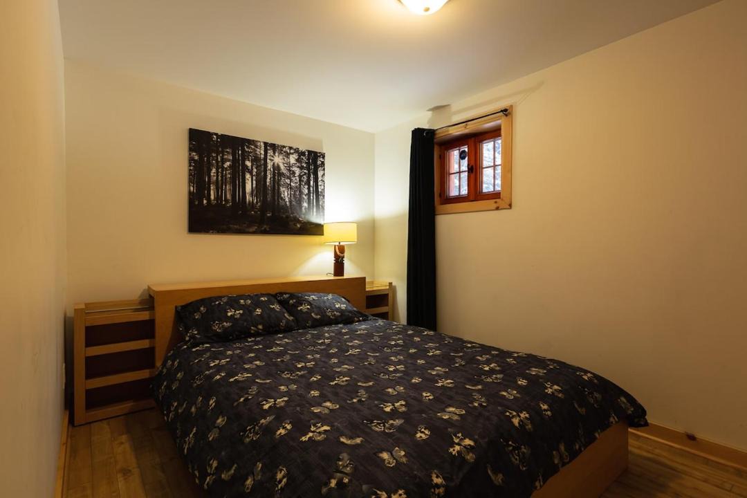 Photo of Bedroom in Chertsey