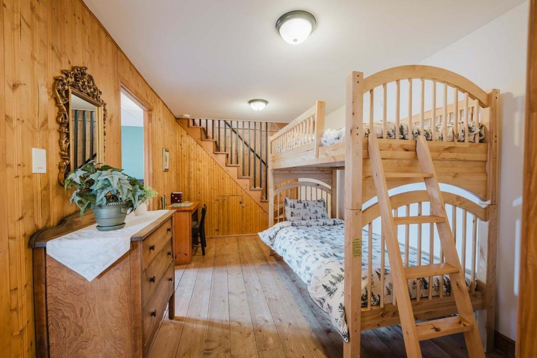 Photo of Bedroom in Val David