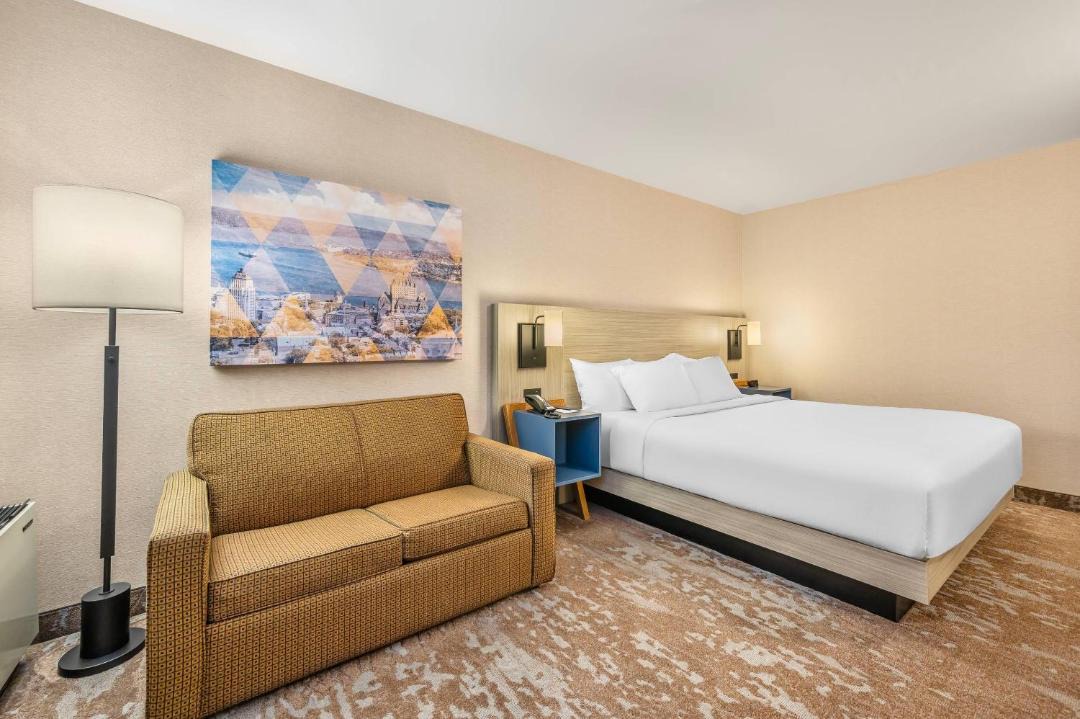 Photo of Bedroom in Ste. Foy