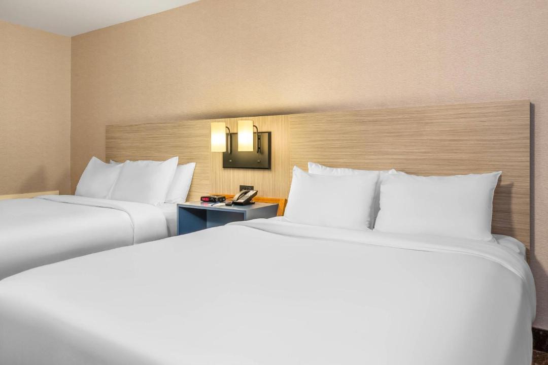 Photo of Bedroom in Ste. Foy