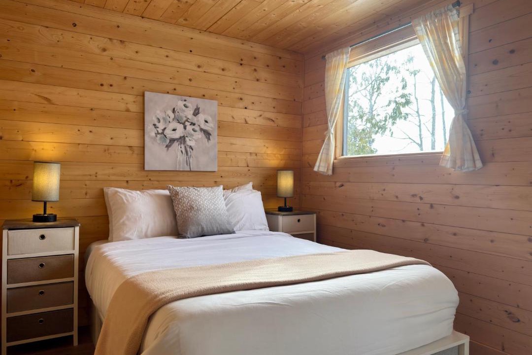 Photo of Bedroom in Pohenegamook