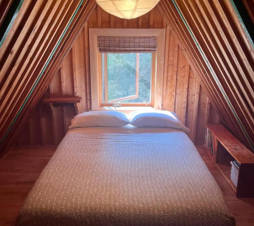 Photo of Bedroom in Saint-Aime-du-Lac-des-Iles