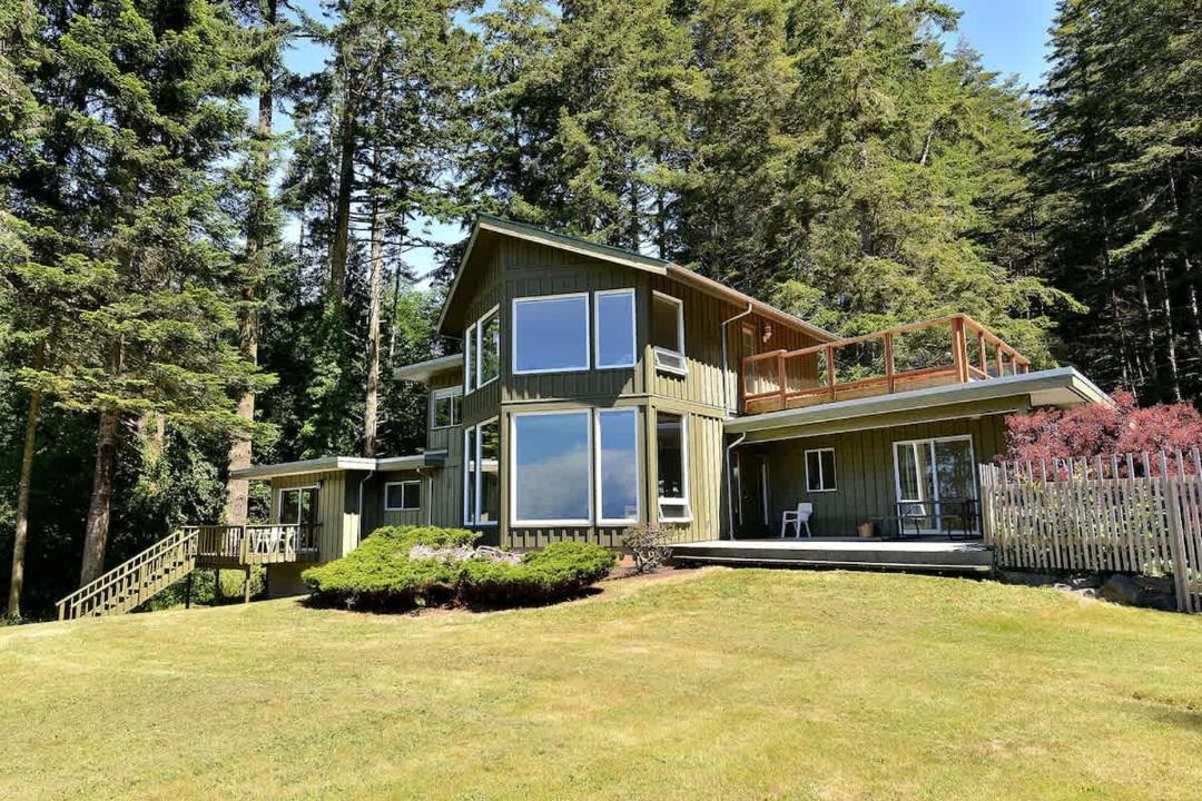 Photo of Others in East Sooke