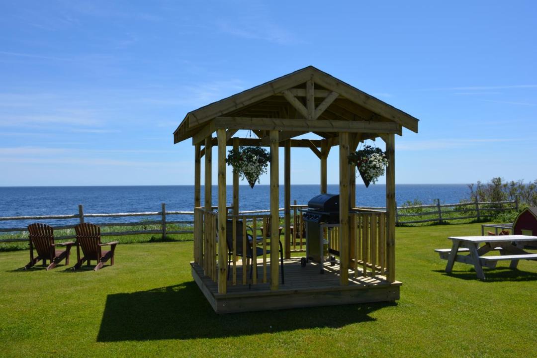 Photo of Others in Perce